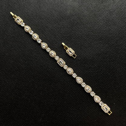 Cubic Bracelet (Gold)